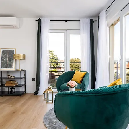 Cosmopolitan Apartments Krk Town Room photo