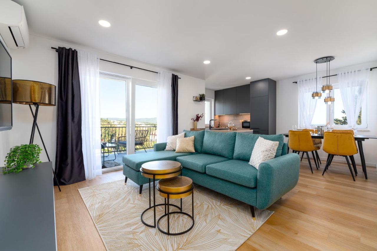 Cosmopolitan Apartment *