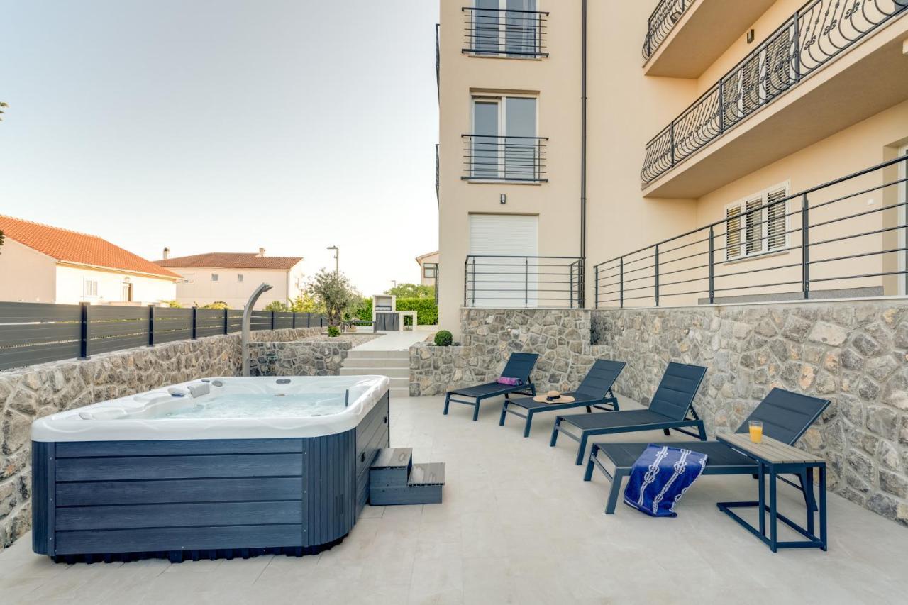 Cosmopolitan Apartment *