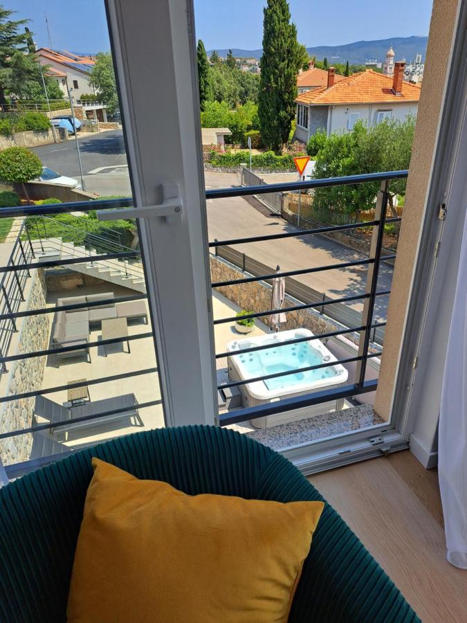 Cosmopolitan Apartment *